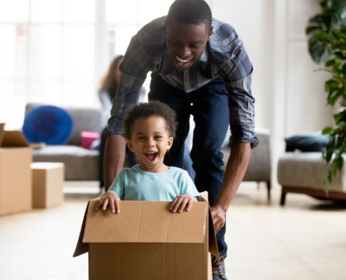 dad-&-son-playing-in-boxes